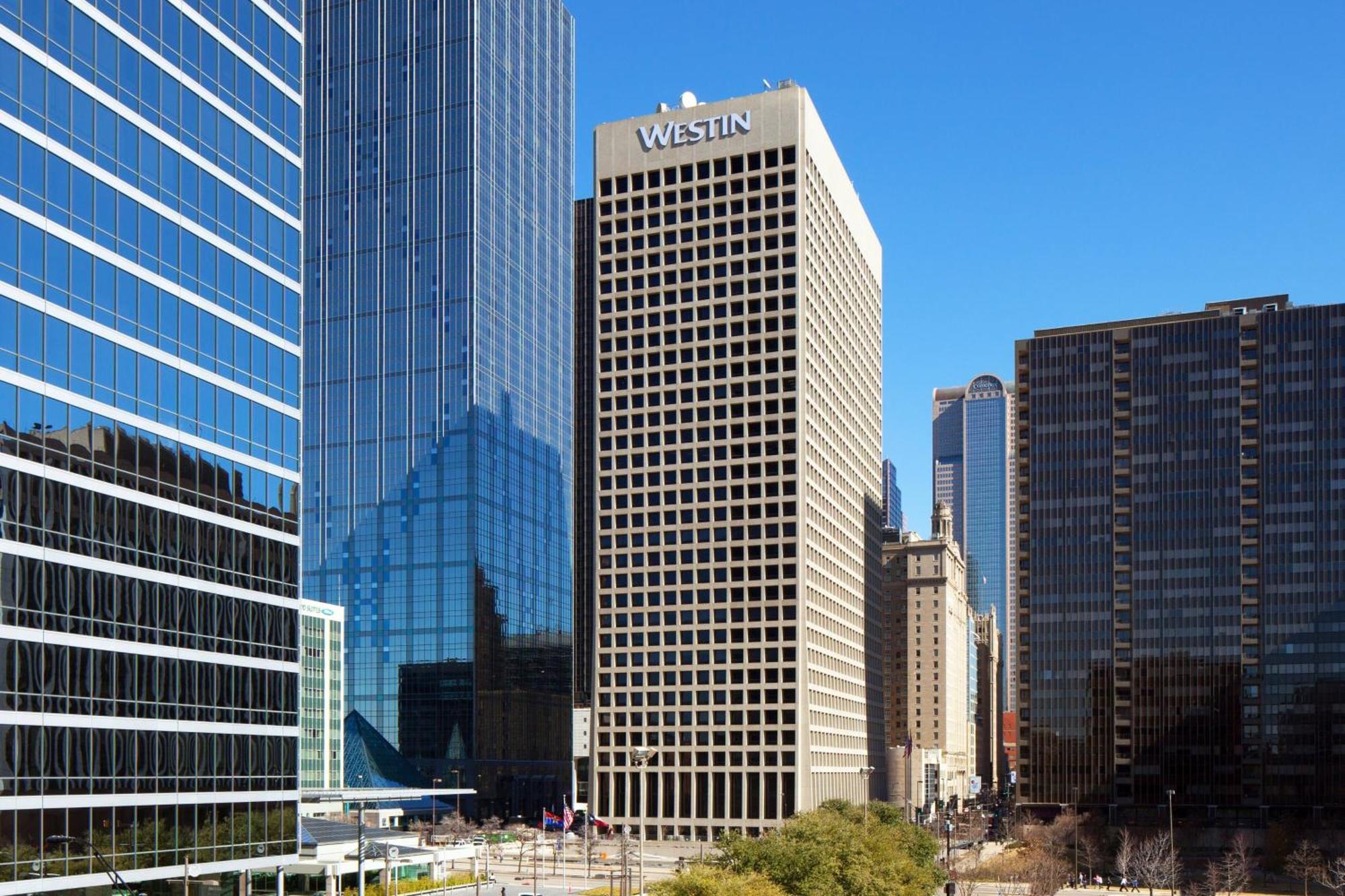 The Westin Dallas Downtown Hotel Exterior photo